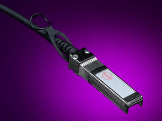 1111451051 - zSFP+-to-zSFP+ Passive Cable Assembly, 28 Gbps, 30 AWG, 0.50m Length