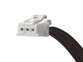 151360305 - MicroClasp-to-MicroClasp Off-the-Shelf (OTS) Cable Assembly, Single Row,  450.00mm Length, 3 Circuits, White