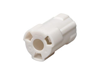 2207182001 - HyperQube 6.00mm, Plug Housing, Natural, Bag