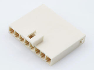 2025694004 - Ultra-Fit Plug Housing, 3.50mm Pitch, Single Row, 4 Circuits, Natural, Glow-Wire Capable