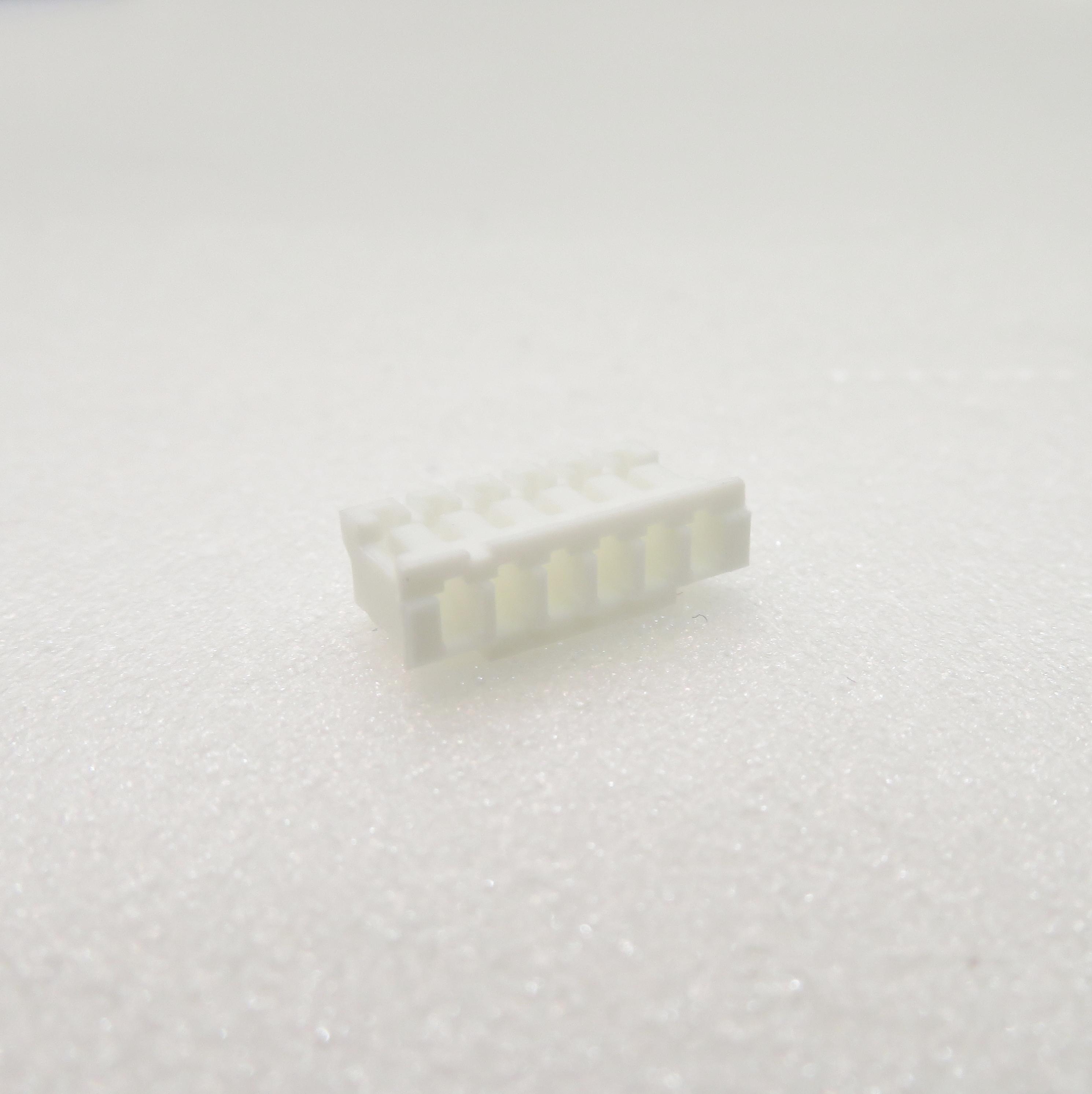 ADAM TECH-2CH-C-03 Connector Discrete Wire Housing Conn Housing RCP 3 POS 2mm Crimp ST Cable Mount White