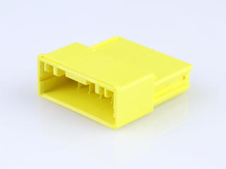 5046940603 - CP-3.3 Plug Housing, 3.30mm Pitch, Single Row, Polarized, Positive Inertia Lock, 6 Circuits, Yellow